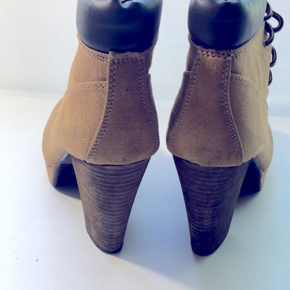 Shi by Journey Ankle Boots with 3 inch heel - Picture 6 of 6
